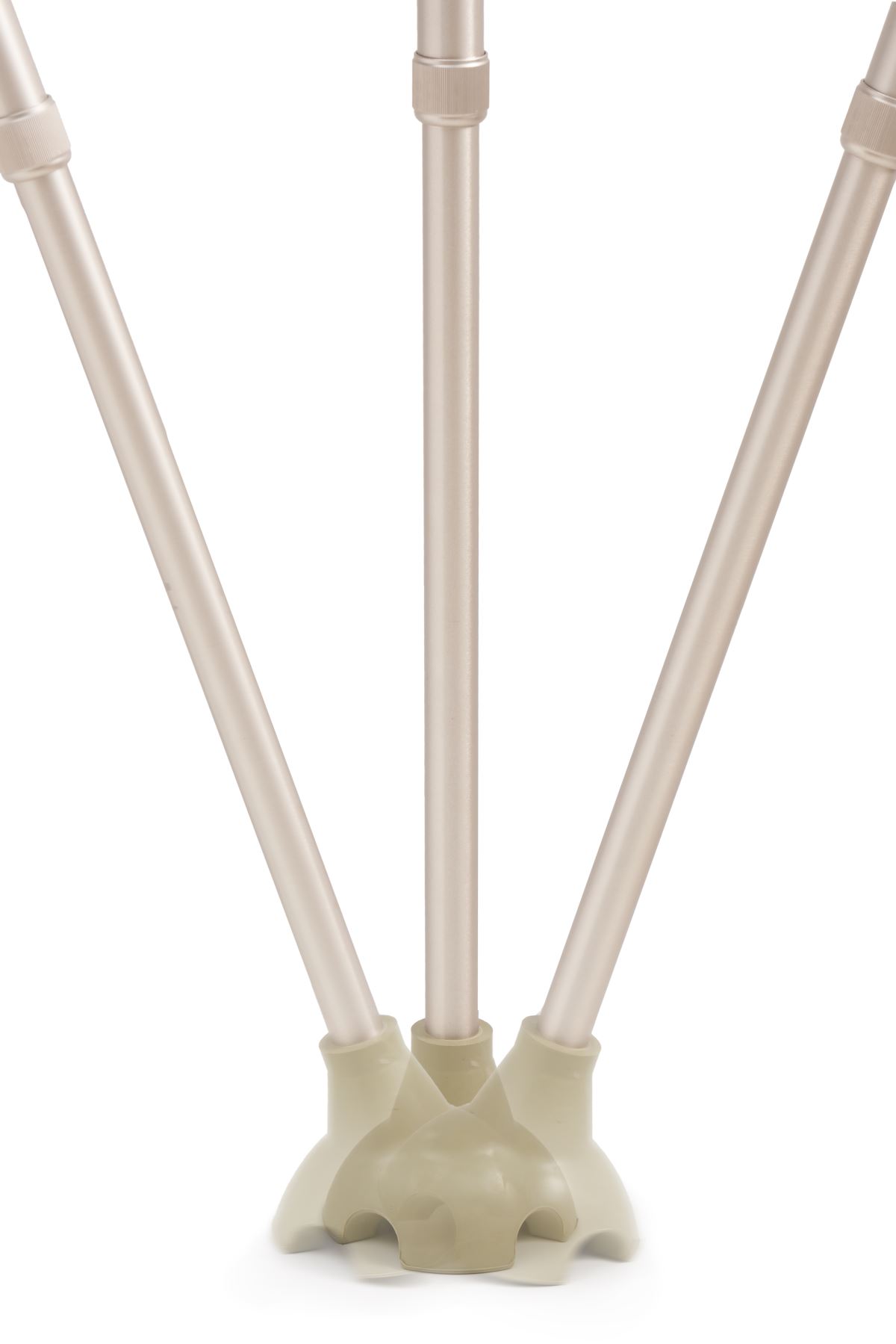 The elastic quad base makes the cane more stable and anti-skid from different angles.