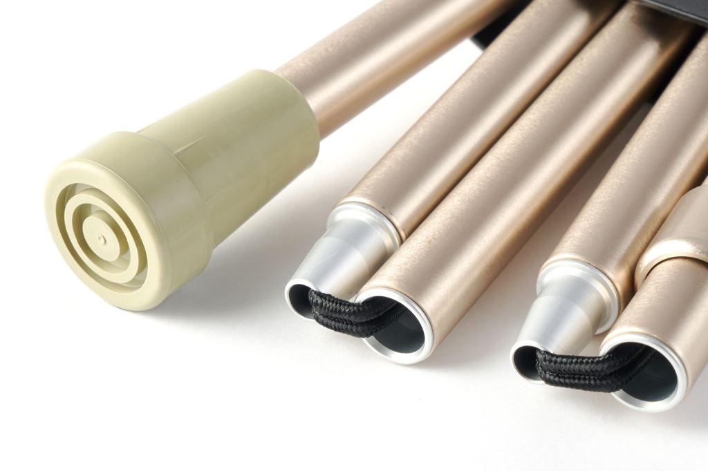 High-end metal EZjoint allows you to collapse the folding cane more easily